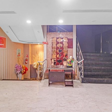 Collection O Seven Heaven Hotel New Delhi Exterior photo