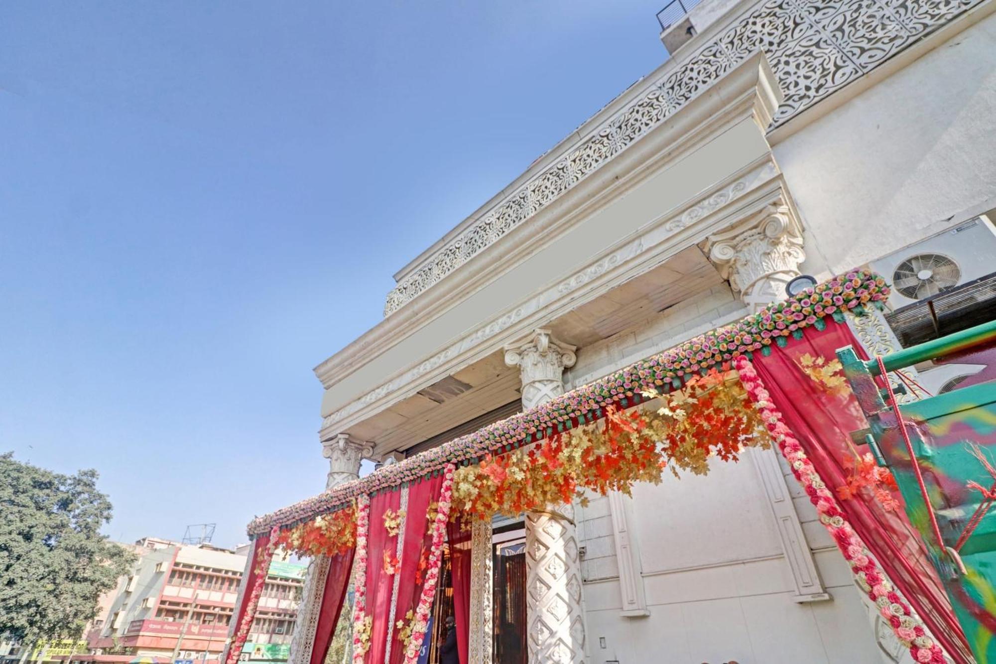 Collection O Seven Heaven Hotel New Delhi Exterior photo